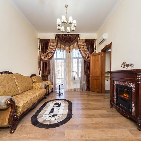 New Luxury Apartment Troitskay Odessa Buitenkant foto